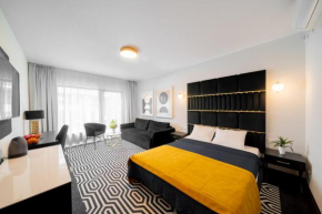 Lulu Apartments - ROSA - studio hotelowe z klimatyzacją i konsolą PS4 - Solny Resort